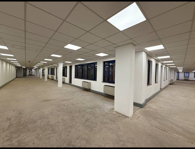 4,612M² OFFICE TO LET IN BRAAMPARK